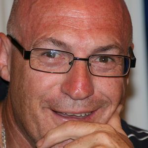 Meet your Posher, Chuck